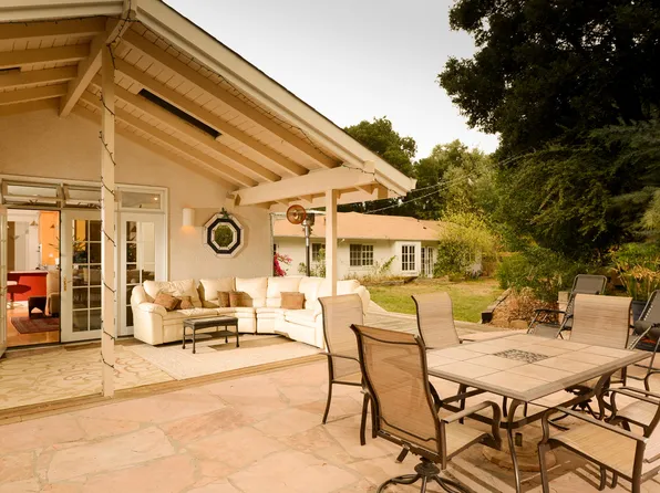 165 Harcross Rd, Woodside, CA 94062