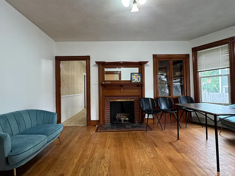 35 Fiske St #1 — Photo 3