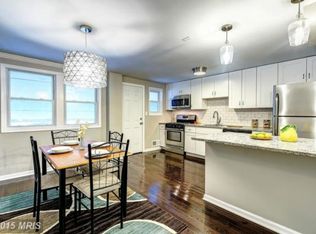 1022 Foxchase Ln, Baltimore, MD 21221