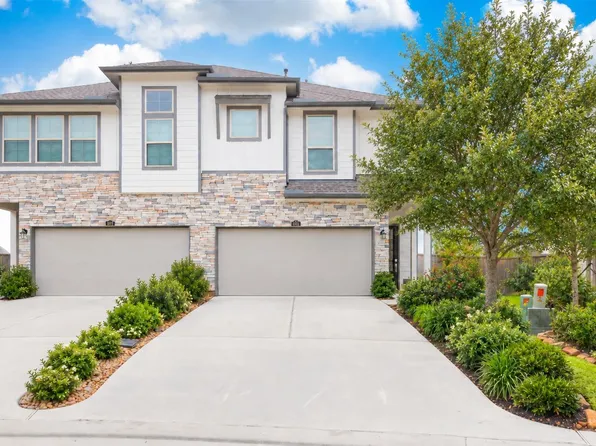 650 Aspen Falls Ct, Conroe, TX 77304