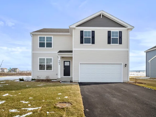 703 Juniper St, Oswego, IL 60543