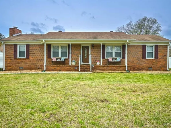 4801 McAllister Dr, Chester, VA 23831