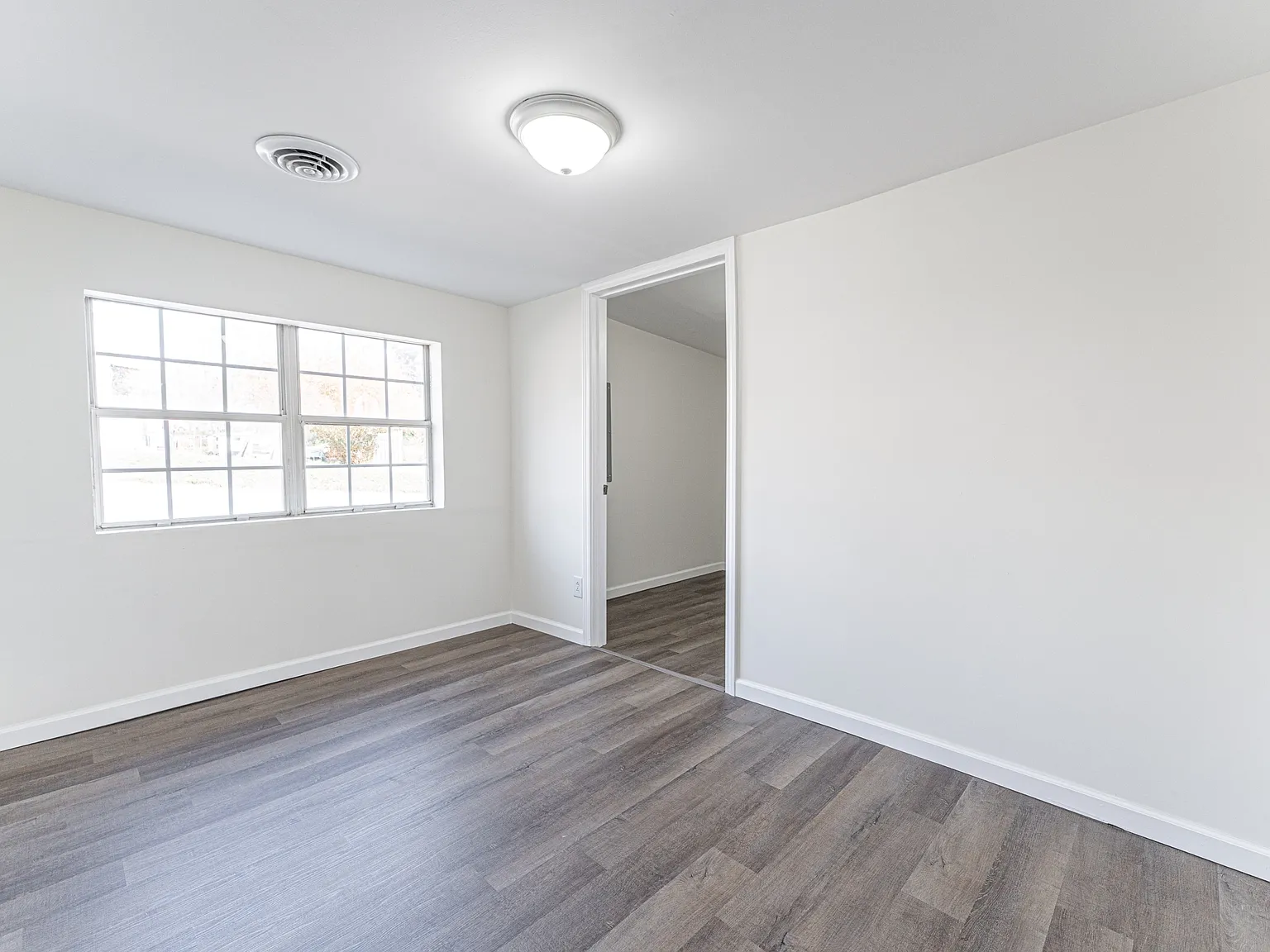 803 South 4th Street - 1 — Photo 2