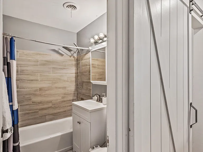 507 Grahamwood Dr — Photo 15