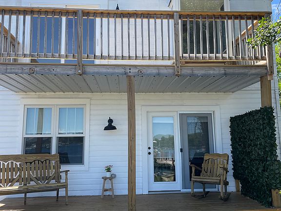 2nd image of 50 Charles St #3