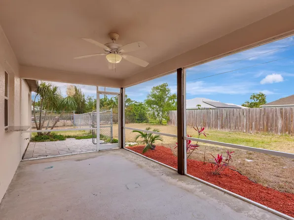 4352 SW Elaine Court, Port St Lucie, FL 34953