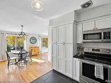 335 N Eton St #31H — Photo 5