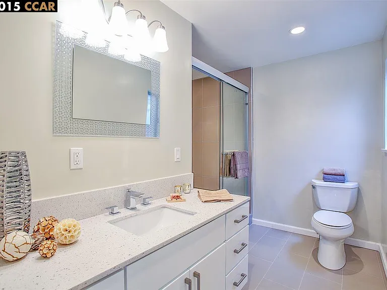 1440 Walnut St #A — Photo 12