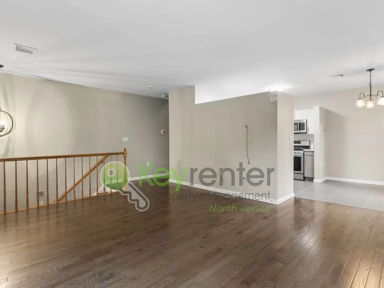 202 Saint Michaels Walk — Photo 5