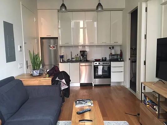 Rented by Nooklyn NYC LLC | media 16