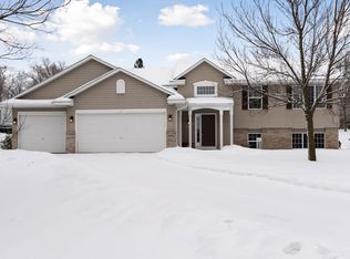 875 Kayla Ln, Hanover, MN 55341