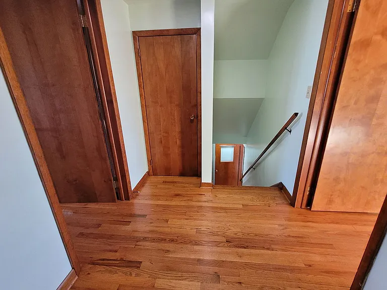 331 Newport Rd — Photo 20
