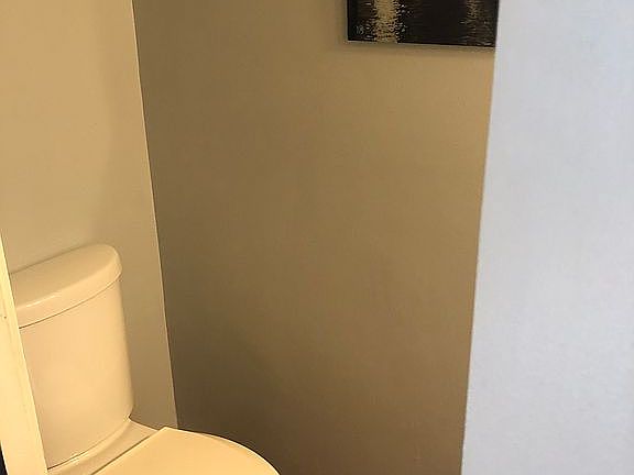 5th image of 3492 Sunbury Ln