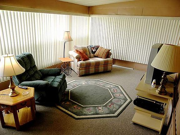2nd image of 50 Eden Dr