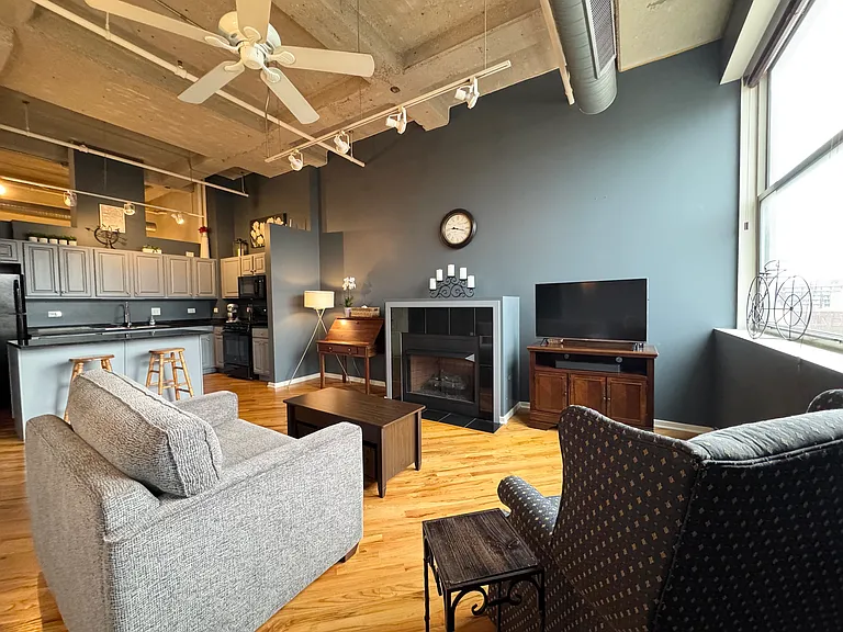 2107F Grand Ave #603F — Photo 3