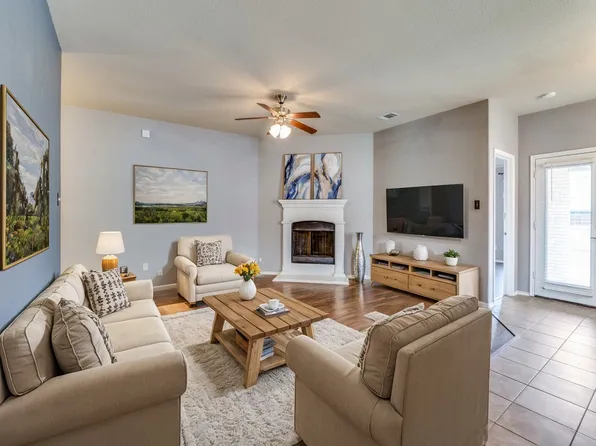 1512 Stanford Dr, Van Alstyne, TX 75495