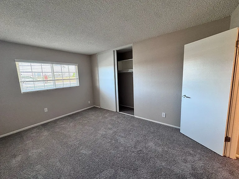 Pacific Palms Apartment Homes — Photo 48