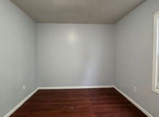 261 21st St #1L, Irvington, NJ 07111