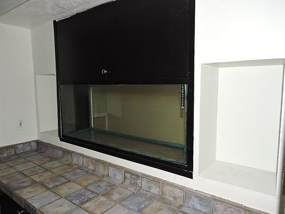5th image of 4317 Hartford St APT 104