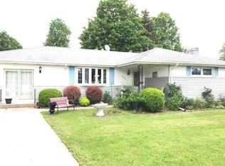 221 S Washington St, North East, PA