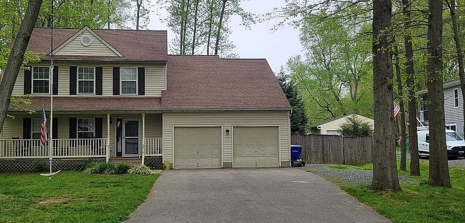 1st image of 810 Petinot Pl