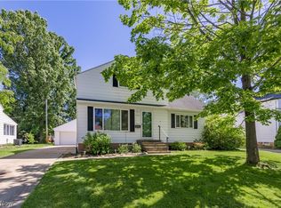 33680 Baldwin Rd, Solon, OH 44139