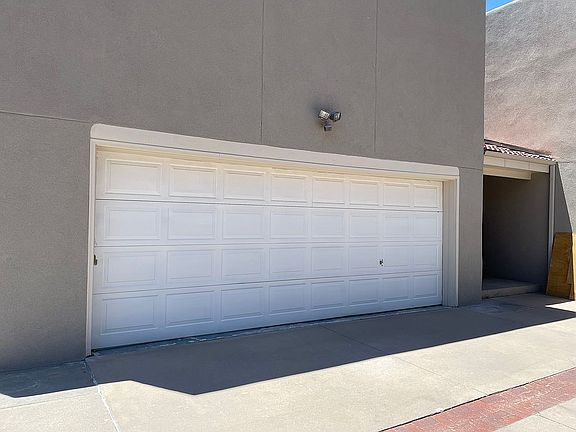 4th image of 4103 N Buena Vista Ave