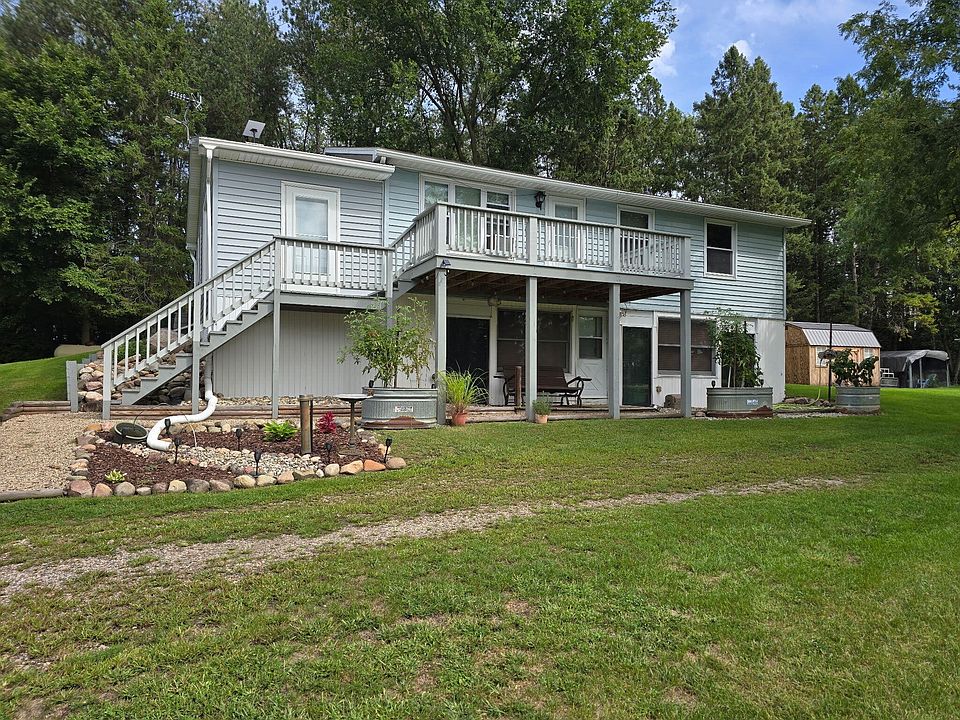 1st image of 58435 Fairfax Rd