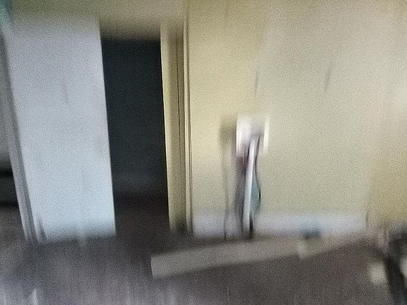5th image of 632 N Nelson St