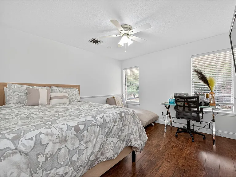 3602 Blue Cypress Dr — Photo 31