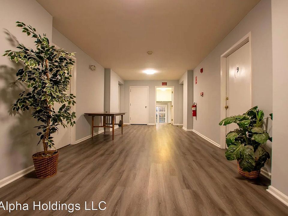 130 Oak Avenue 130 Oak Ave Shelton CT Zillow