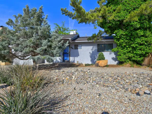 1533 Garcia St NE, Albuquerque, NM 87112