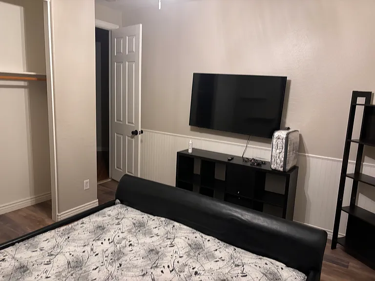 14406 W Port Royale Ln — Photo 27