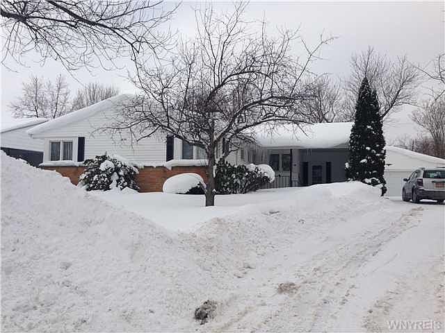 1st image of 638 Woodstock Ave