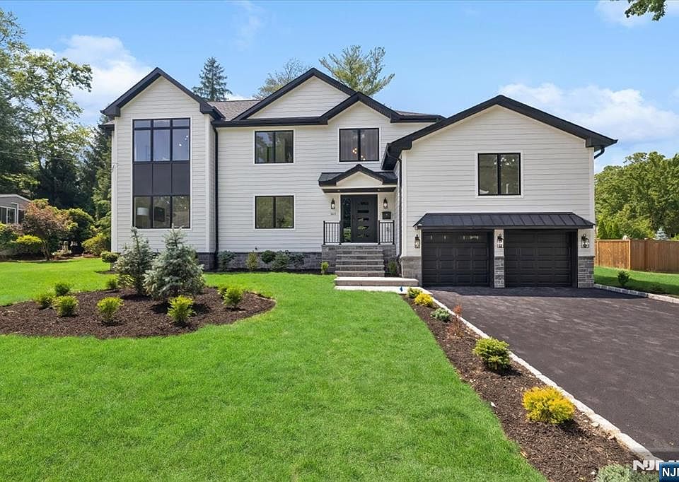 1st image of 513 Hensler Ln