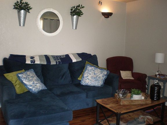 4th image of 2712 Avenue N