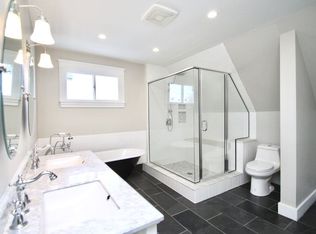 949 Park Ave, Beloit, WI 53511