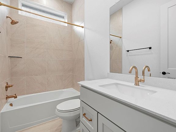 4th image of 25010 Skyline Prairie Ln
