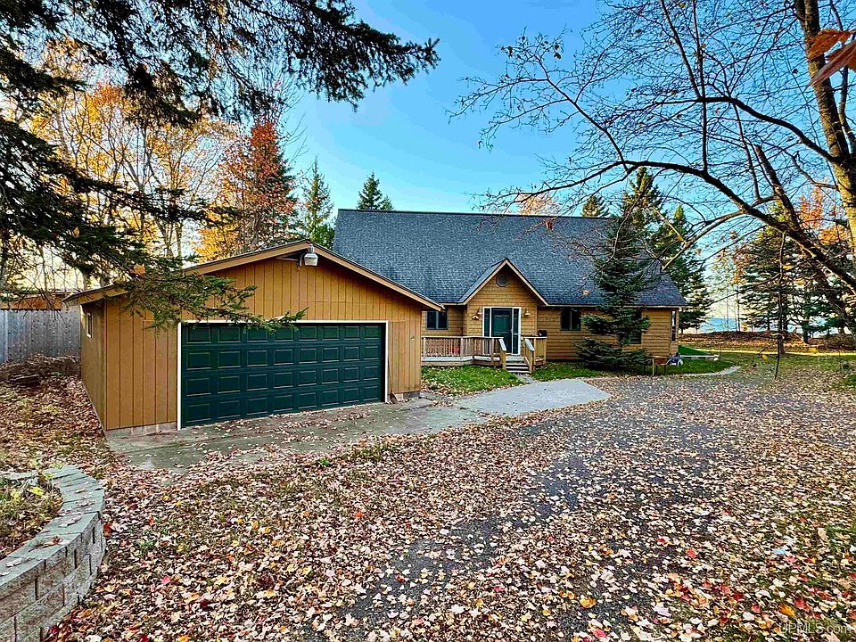 1st image of 57487 Lakeshore Dr