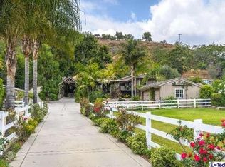 10421 Wheatland Ave, Sunland, CA 91040