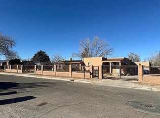1325 Bellrose Ave NW, Albuquerque, NM 87107
