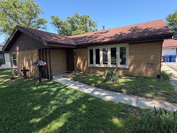 2nd image of 11531 S Nashville Ave