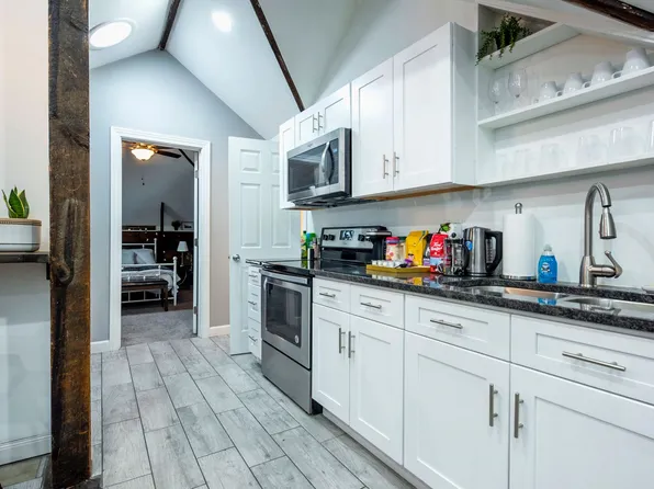 967-971 S High St, 967-971 S High St, Columbus, OH 43206