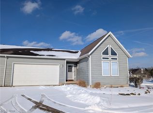 1959 Craig Dr, Lake Milton, OH 44429