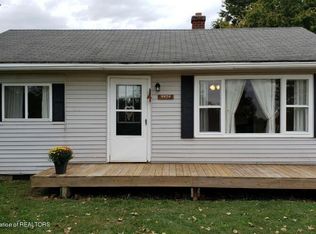 9934 Winegar Rd, Laingsburg, MI 48848