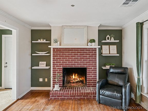 5th image of 2511 E Sidney Ave