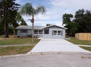 8401 Lantana Dr N, Seminole, FL 33777