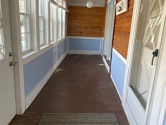 4th image of 26 Turner St