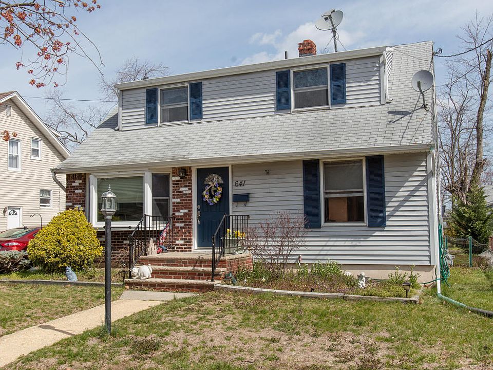 1st image of 641 Campbell Ave