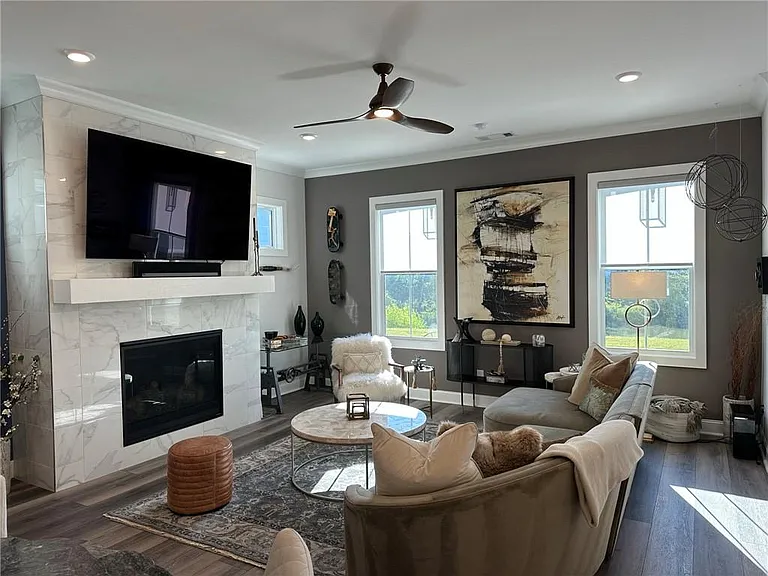 2212 Swansea Way — Photo 11
